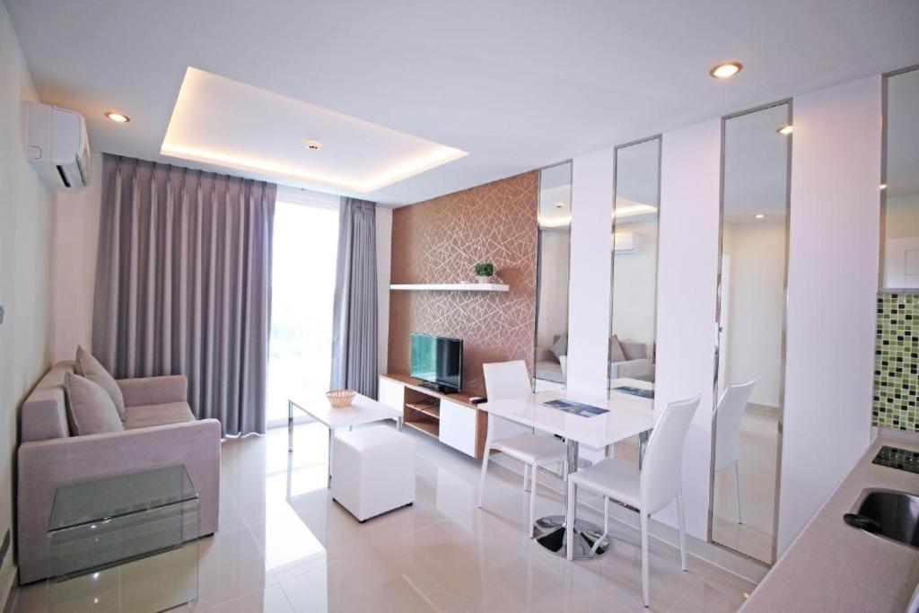 Amazon Residence By Pattaya Sunny Rentals Bãi biển Jomtien Phòng bức ảnh