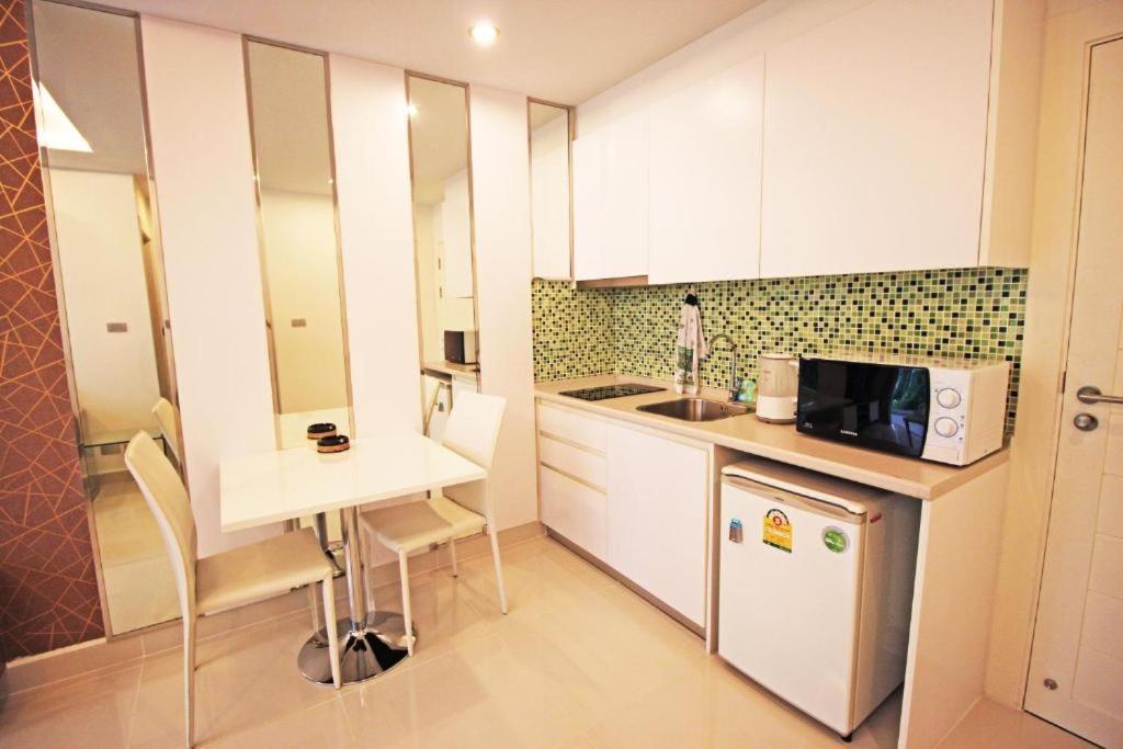 Amazon Residence By Pattaya Sunny Rentals Bãi biển Jomtien Phòng bức ảnh