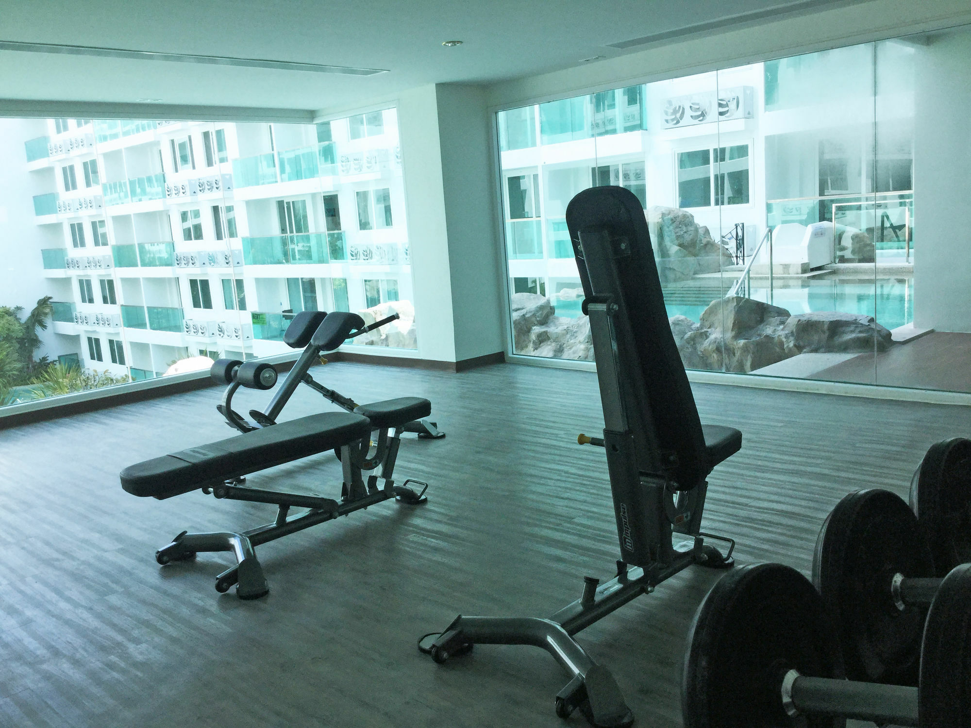 Amazon Residence By Pattaya Sunny Rentals Bãi biển Jomtien Ngoại thất bức ảnh