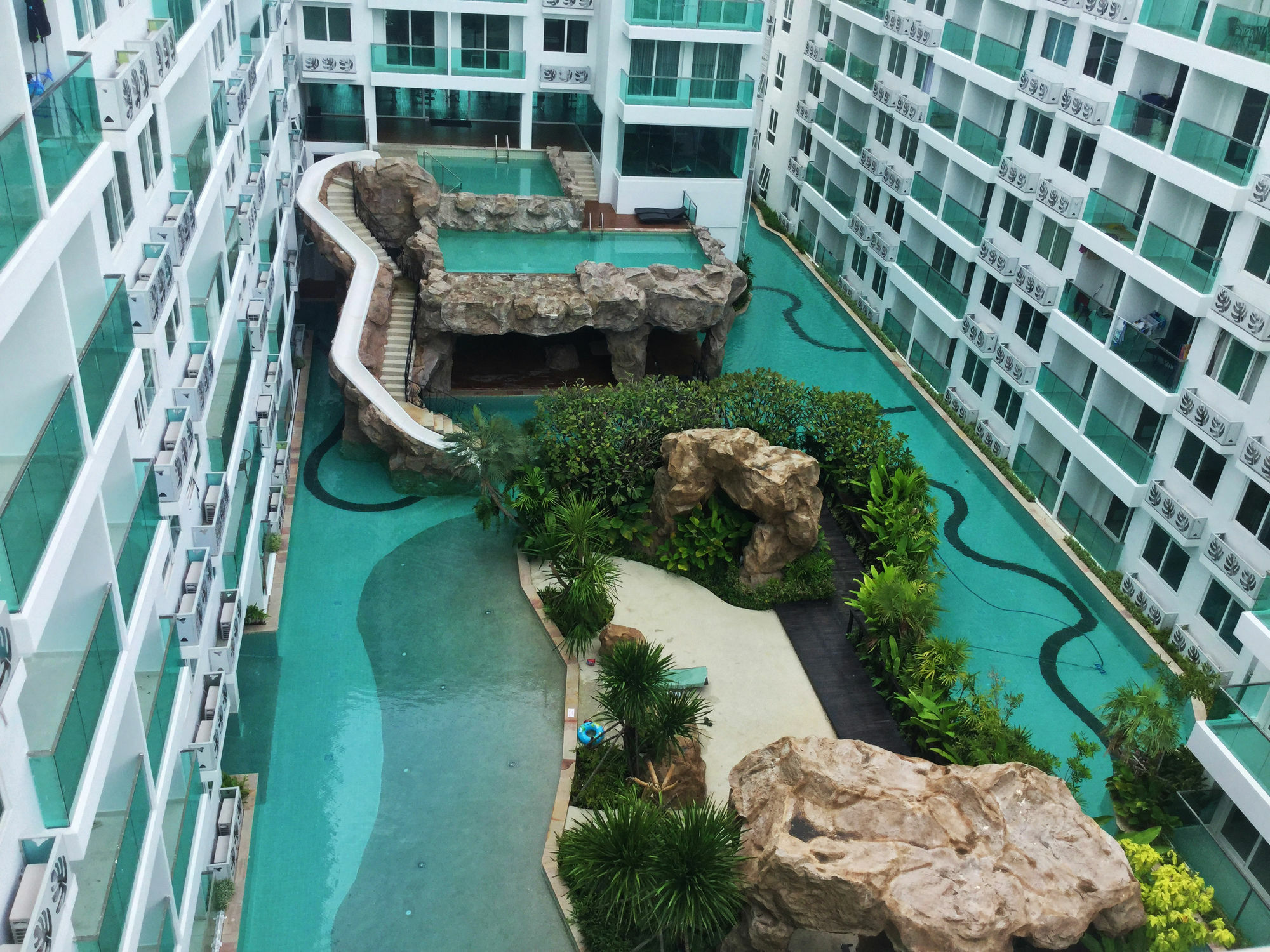 Amazon Residence By Pattaya Sunny Rentals Bãi biển Jomtien Ngoại thất bức ảnh