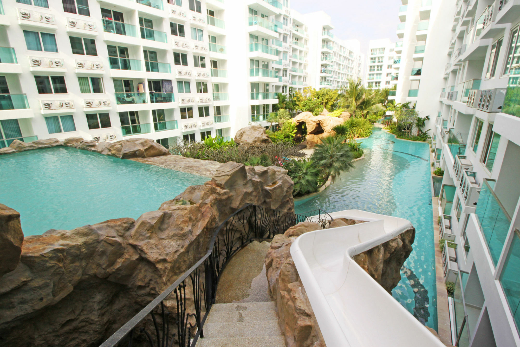Amazon Residence By Pattaya Sunny Rentals Bãi biển Jomtien Ngoại thất bức ảnh