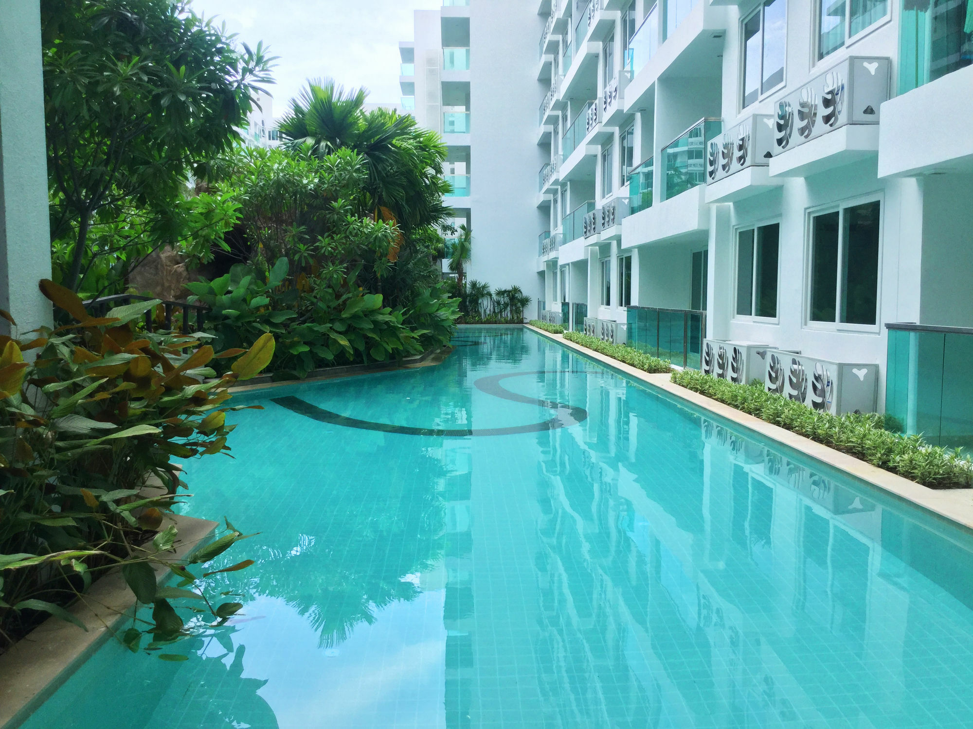 Amazon Residence By Pattaya Sunny Rentals Bãi biển Jomtien Ngoại thất bức ảnh